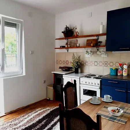 Miris Planine 公寓